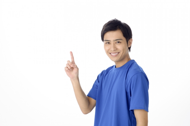 笑顔の男性 清潔感がある男性